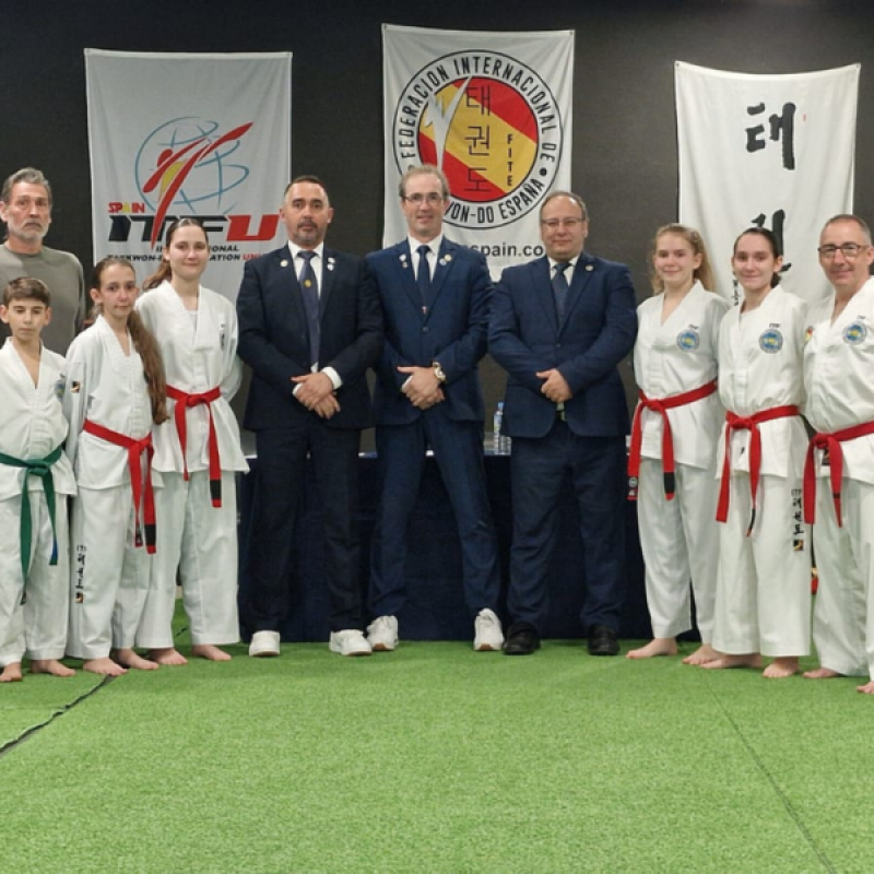 Extremadura y Madrid fortalecen la formación nacional con el Seminario Técnico, de Arbitraje y Exámenes de Cinto Negro